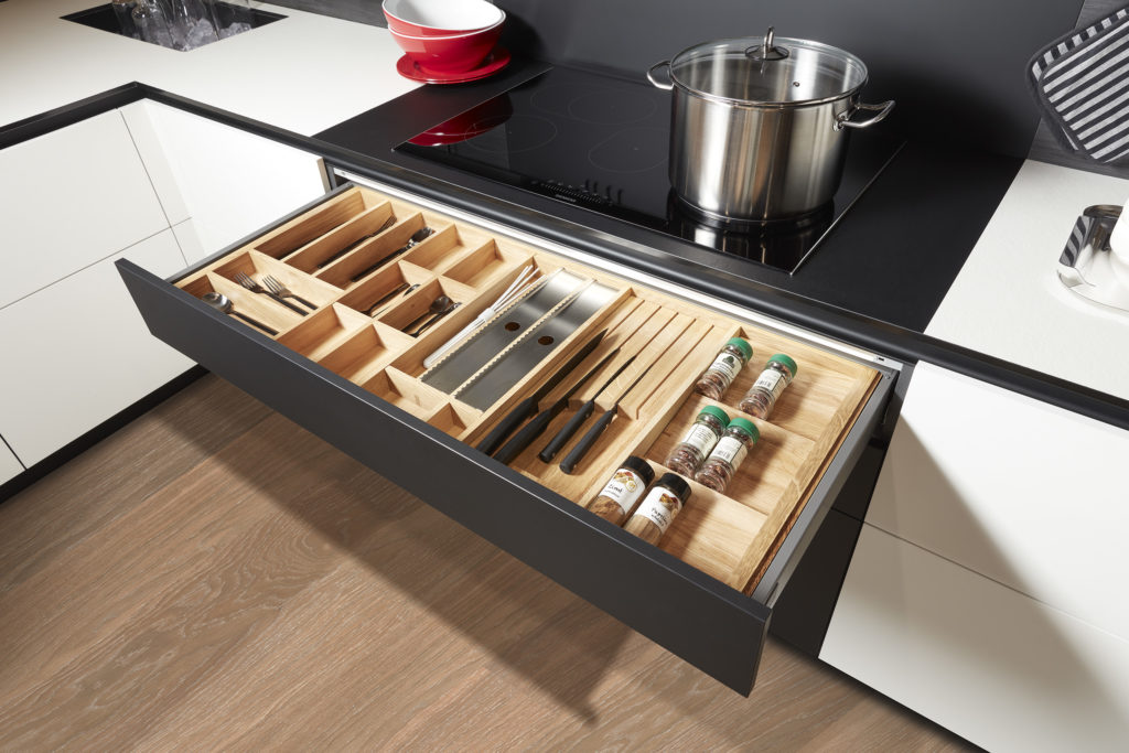 Cajón con compartimentos