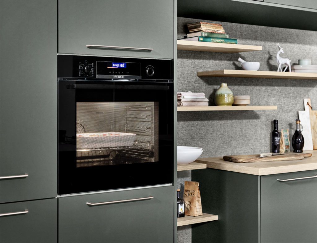 Horno de cocina en altura ergonómica