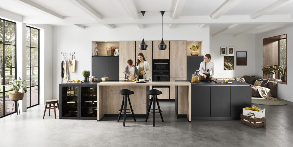 Cocina grande con isla